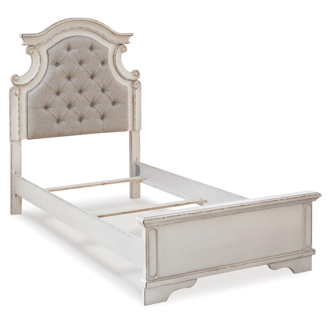 Signature Design by Ashley Realyn B743B44 7 pc Twin Panel Bedroom Set IMAGE 5