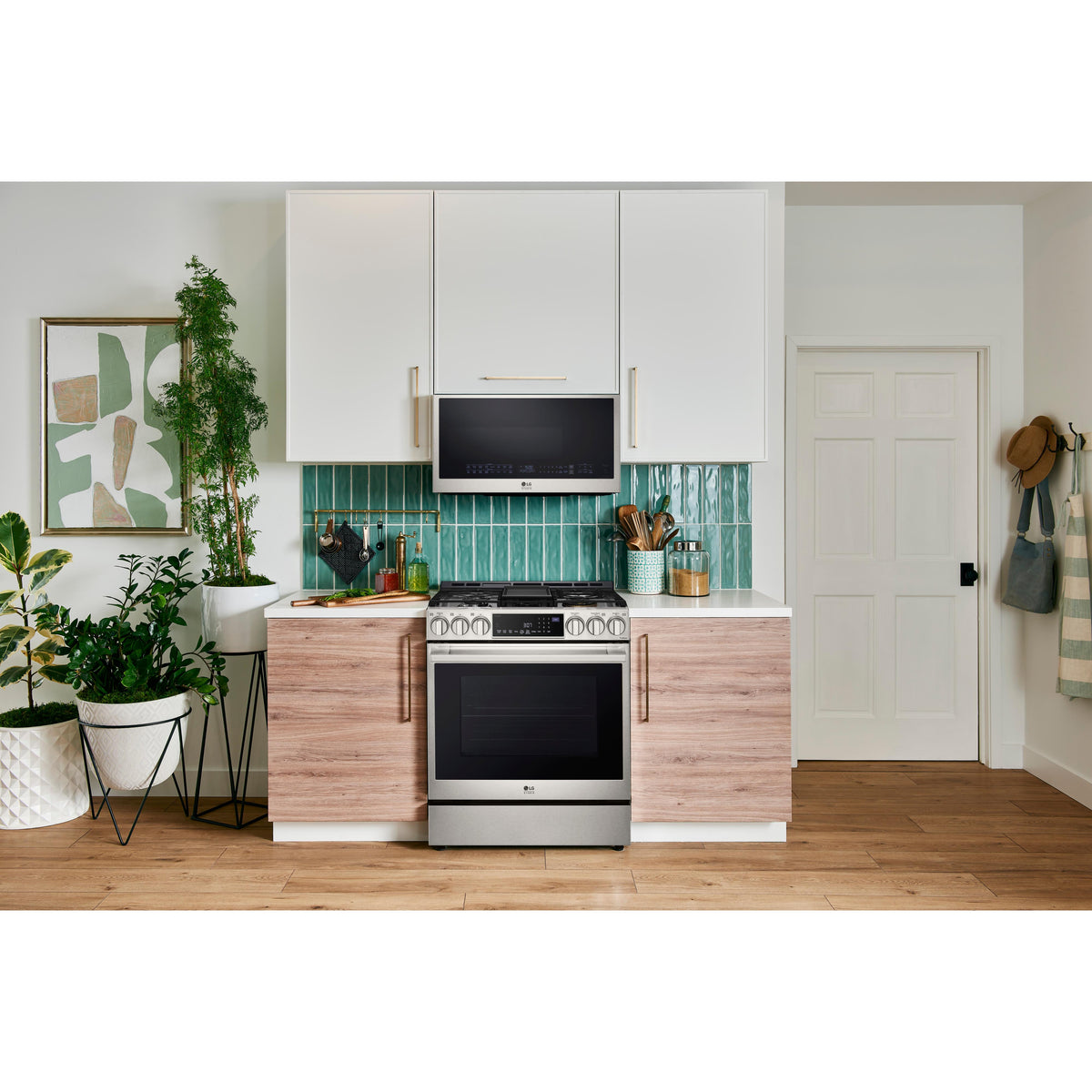 LG STUDIO Studio 30-inch Slide-in Gas Range with Convection Technology LSGS6338F IMAGE 16