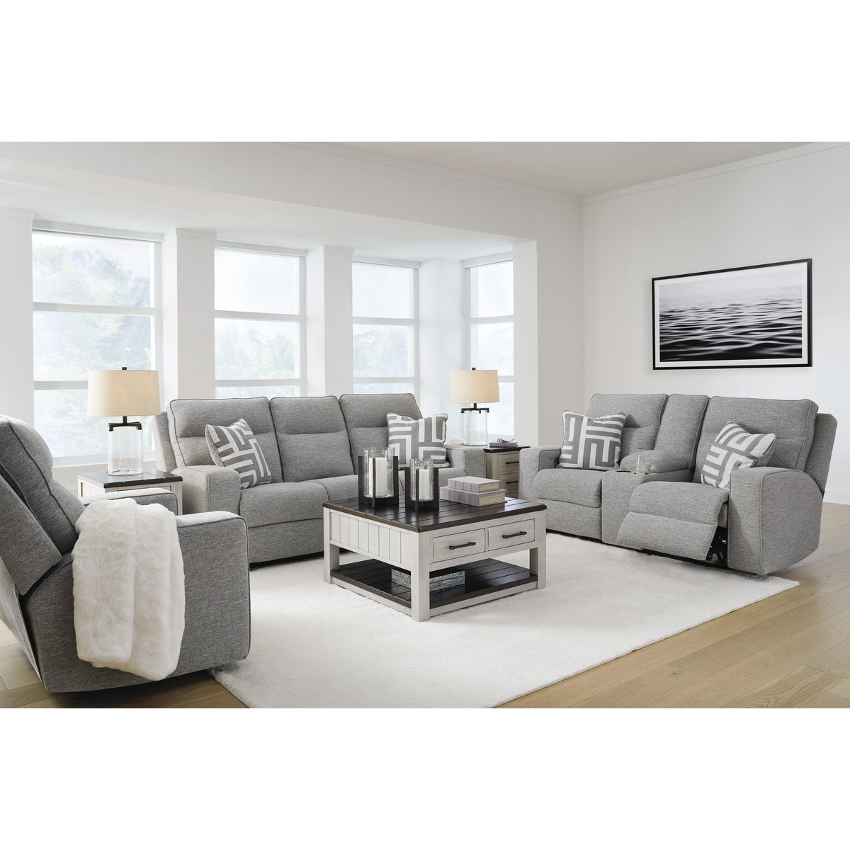 Signature Design by Ashley Biscoe 9050315 Power Reclining Sofa with Adjustable Headrest IMAGE 12