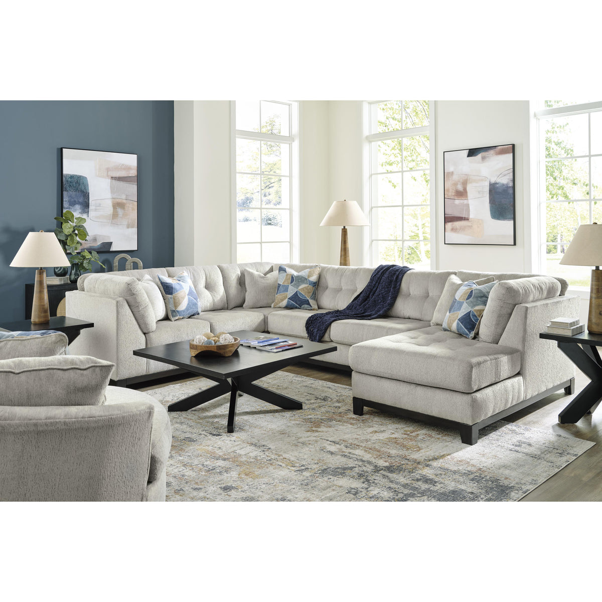 Benchcraft Maxon Place 3300421 Oversized Swivel Accent Chair IMAGE 4