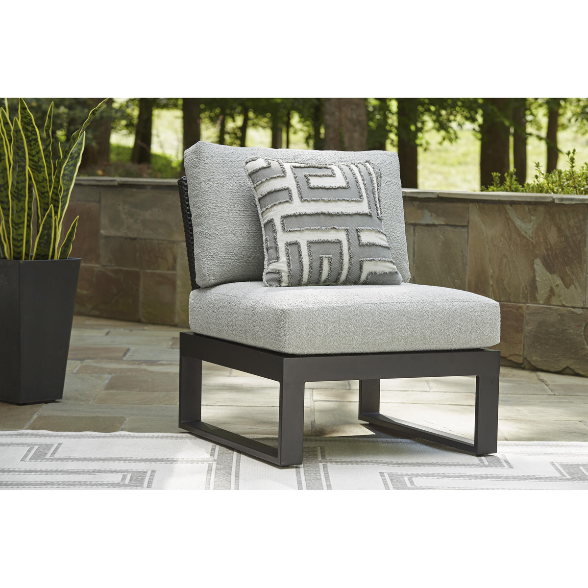 Signature Design by Ashley Beachloft P490P2 5 pc Outdoor Sectional IMAGE 6