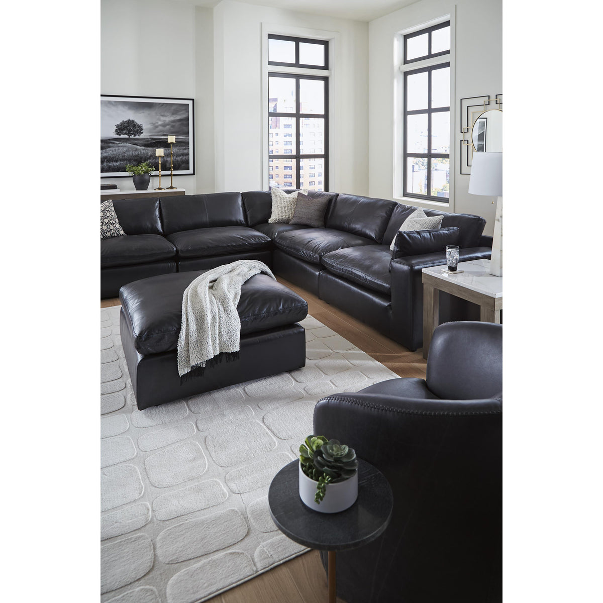 Signature Design by Ashley Emilia 3090208 Oversized Accent Ottoman IMAGE 8