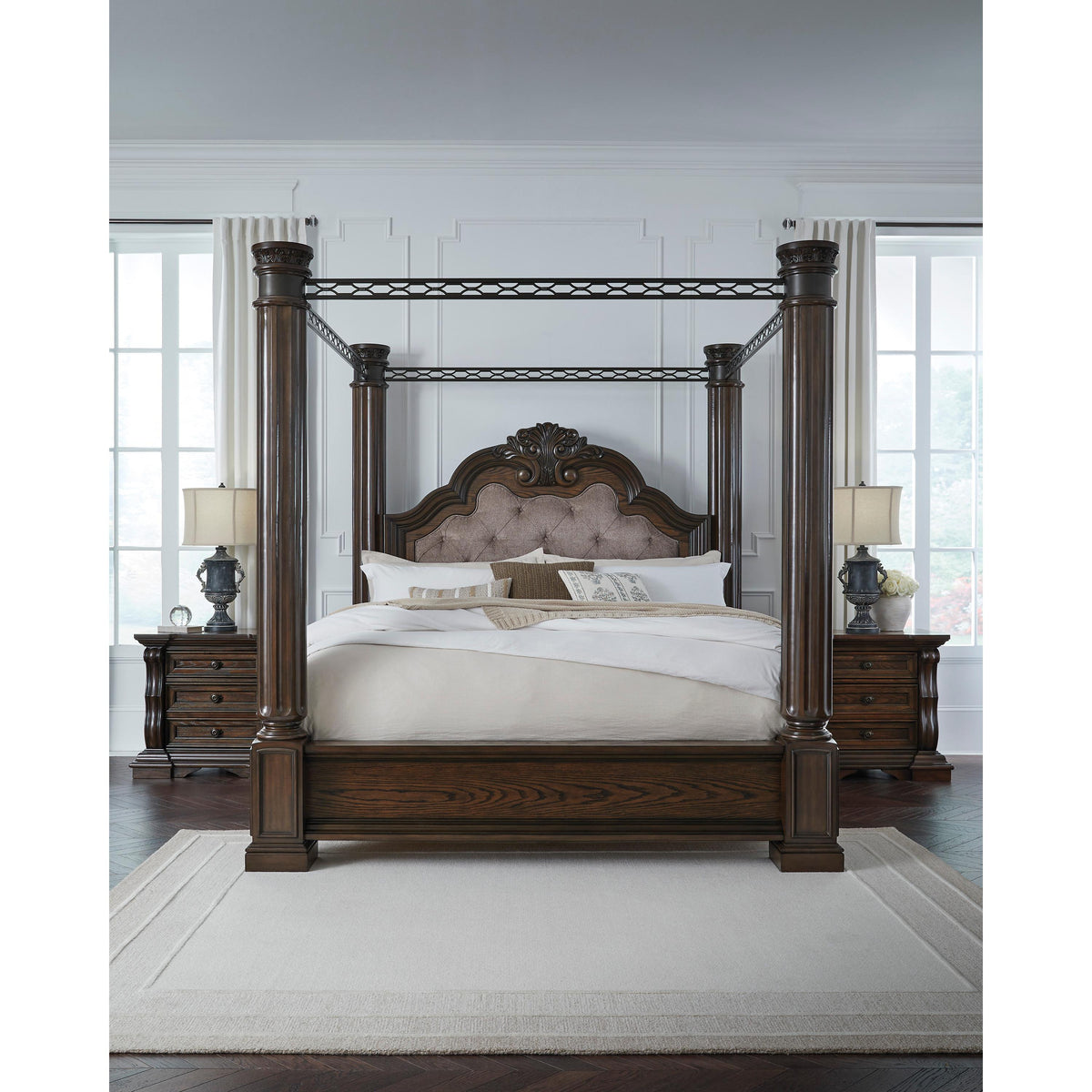 Signature Design by Ashley Maylee B947B10 King Canopy Bed IMAGE 12