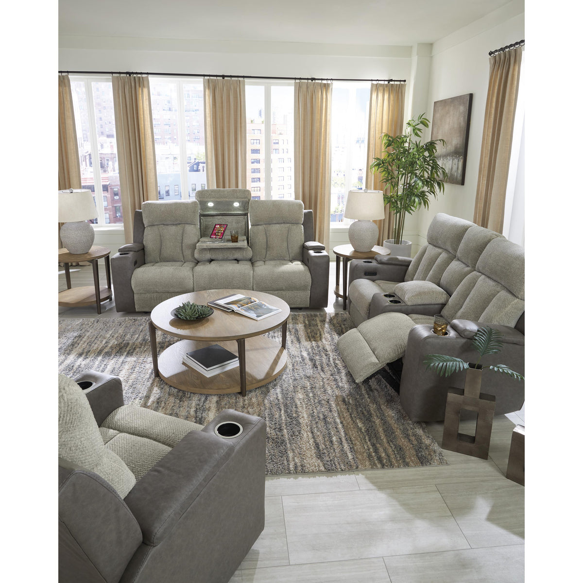 Signature Design by Ashley WhipLash PC6320413 Power Recliner with Adjustable Headrest IMAGE 7
