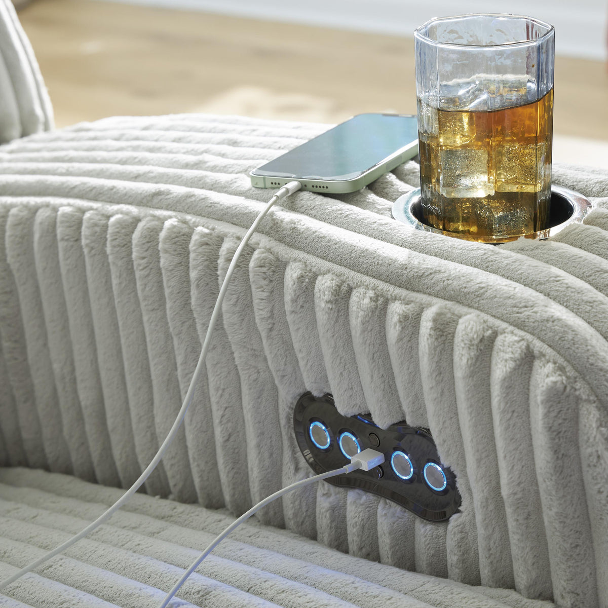 Signature Design by Ashley Forest Lake PC6420315 Power Reclining Sofa with Adjustable Headrest IMAGE 12