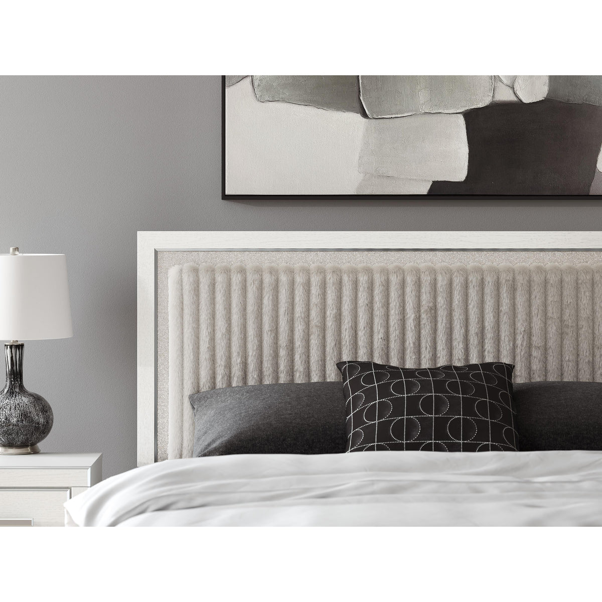 Signature Design by Ashley Zuraleus PCB3381B10 King Upholstered Panel Bed IMAGE 7