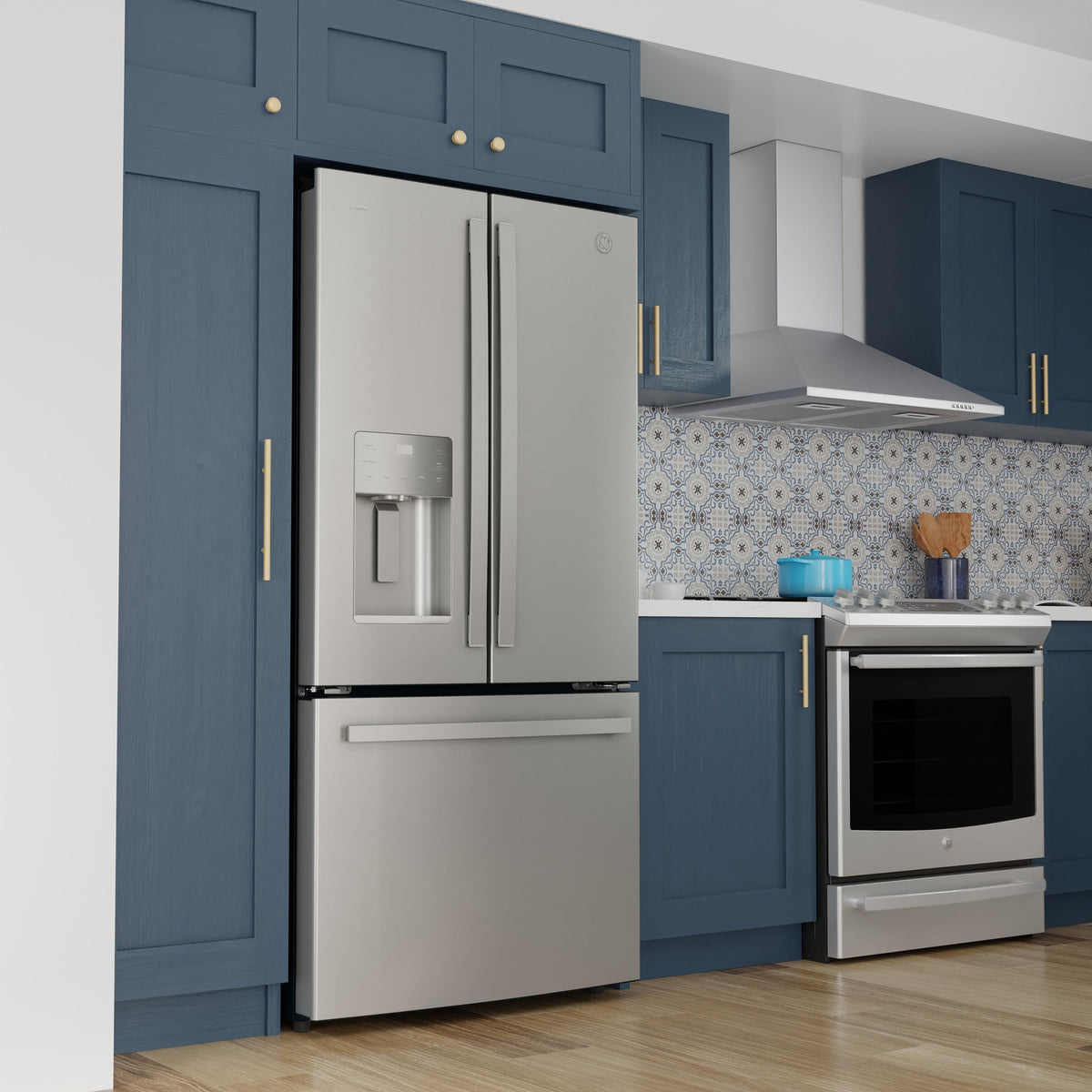 GE Profile 33-inch, 17.5 cu.ft. French-Door Refrigerator with FrostGuard™ Technology PYE18HYRCFS IMAGE 10