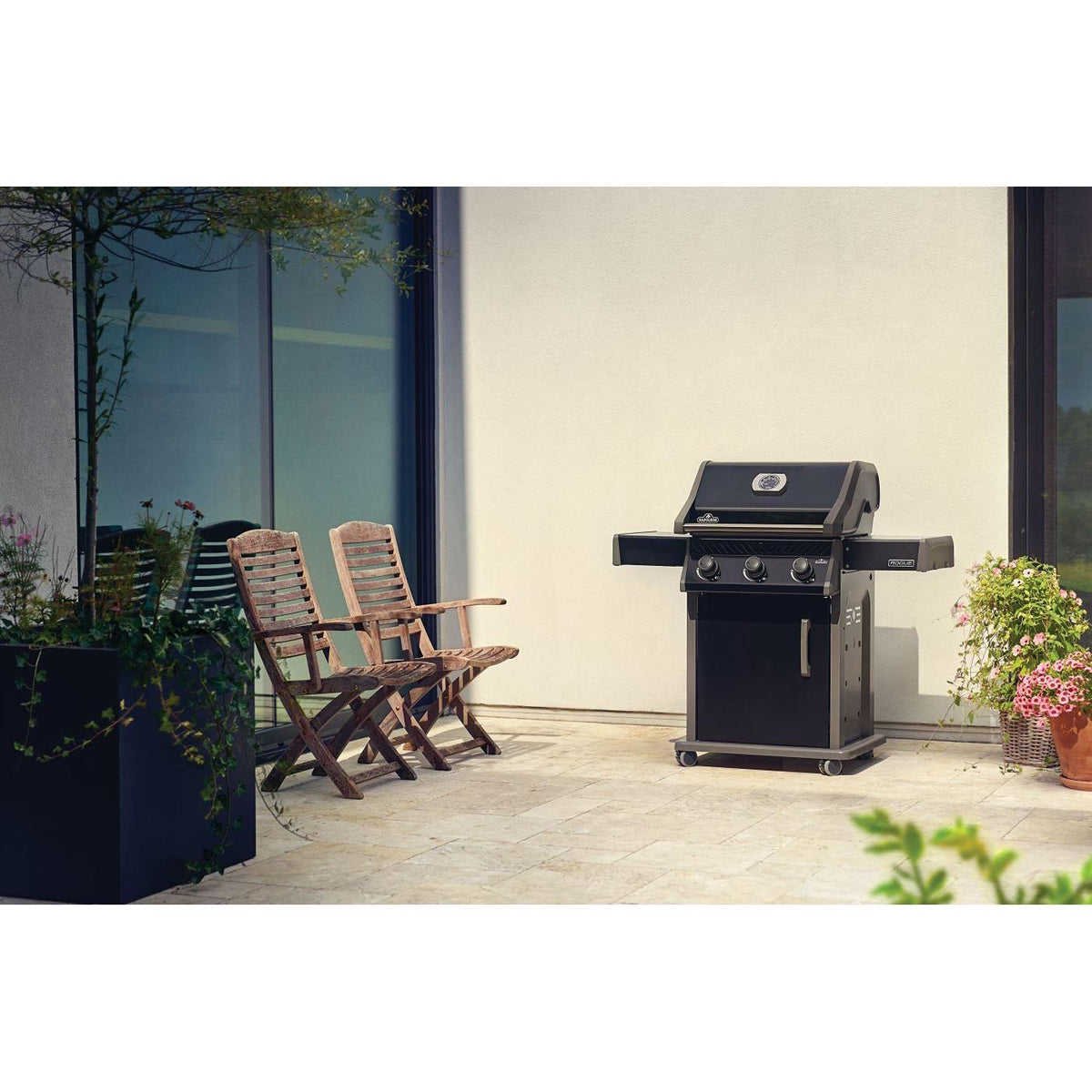 Napoleon Rogue® 425 Gas Grill - Natural Gas R425NK-2 IMAGE 7