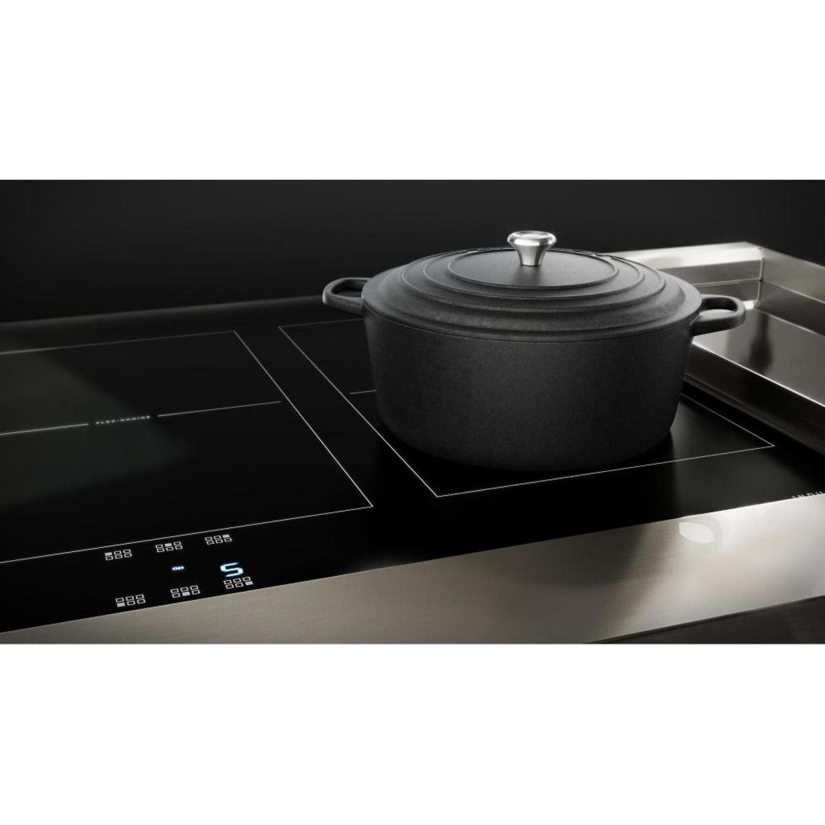 JennAir 36-inch, 5.1 cu. ft. Freestanding Induction Range with Wi-Fi JPIFC736RL IMAGE 9