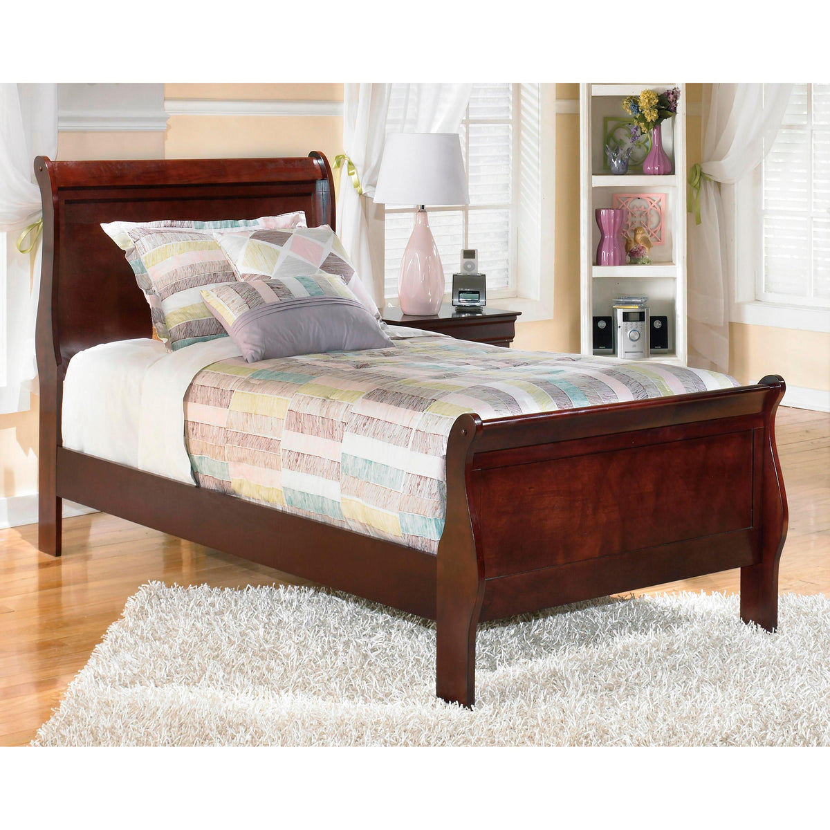 Signature Design by Ashley Alisdair Twin Sleigh Bed B376-53/B376-83 IMAGE 2