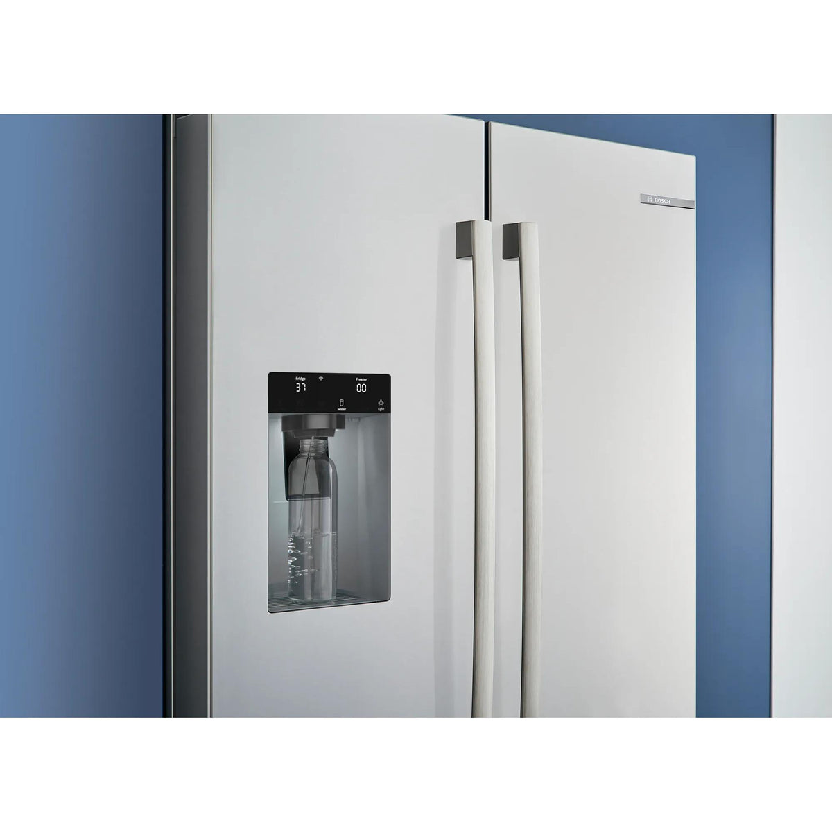 Bosch 36-inch, 21.6 cu. ft. Counter-Depth French 3-Door Refrigerator with Water and Ice Dispensing System B36CD52SNS IMAGE 16