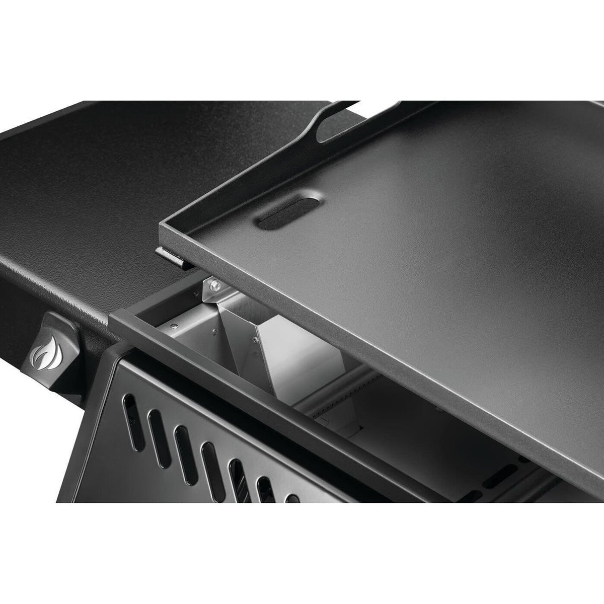 Napoleon Freestyle™ 24-inch Pre-seasoned Non-Stick Griddle - Natural Gas F24DFTNK IMAGE 5