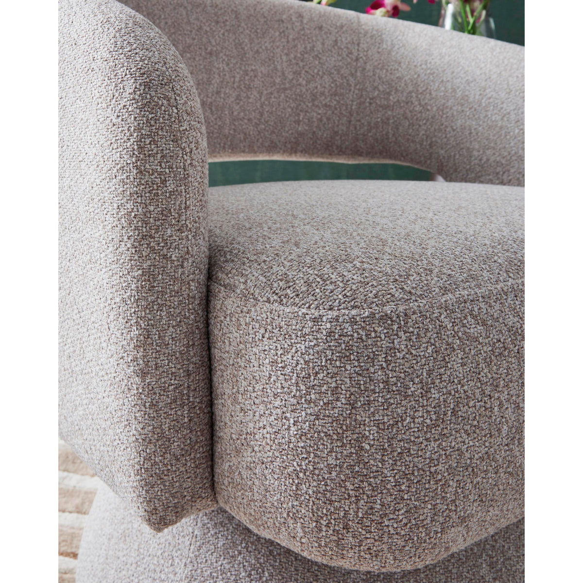 Signature Design by Ashley Nashkins A3000757 Swivel Accent Chair IMAGE 6