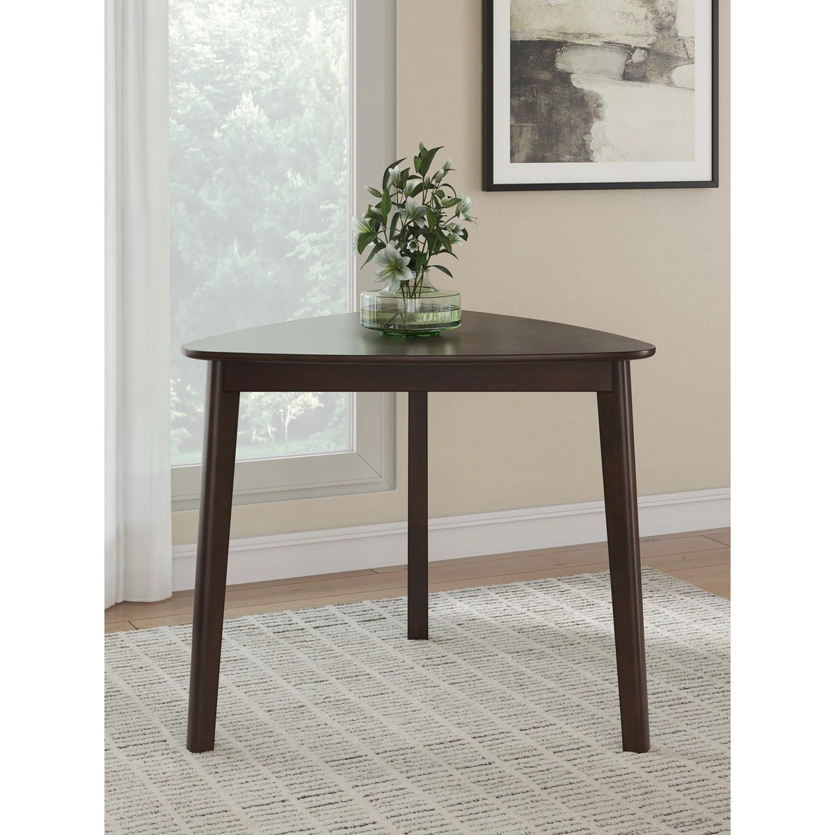 Signature Design by Ashley Mallenette PCD607-16 Triangle Dining Room Table IMAGE 4