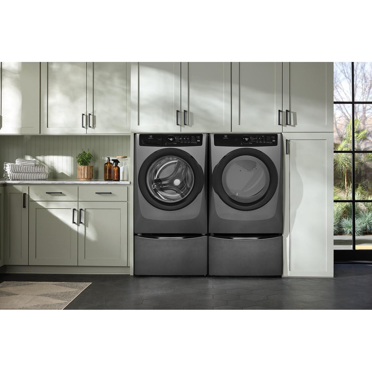 Electrolux 5.2 cu.ft. Front Loading Washer with Stainless Steel Drum ELFW7437AT IMAGE 9