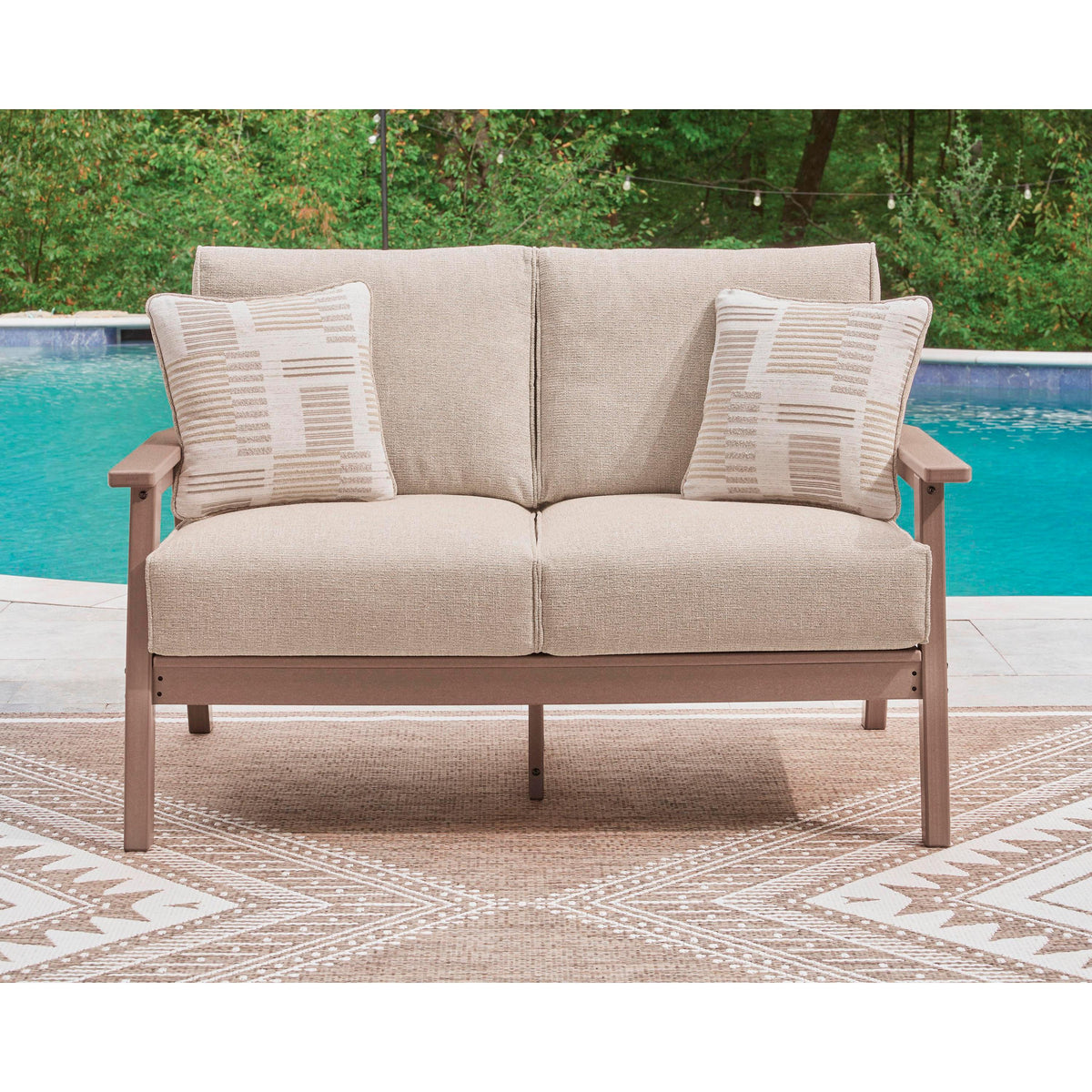 Signature Design by Ashley Grover Beach PCP422-835 Loveseat with Cushion IMAGE 4