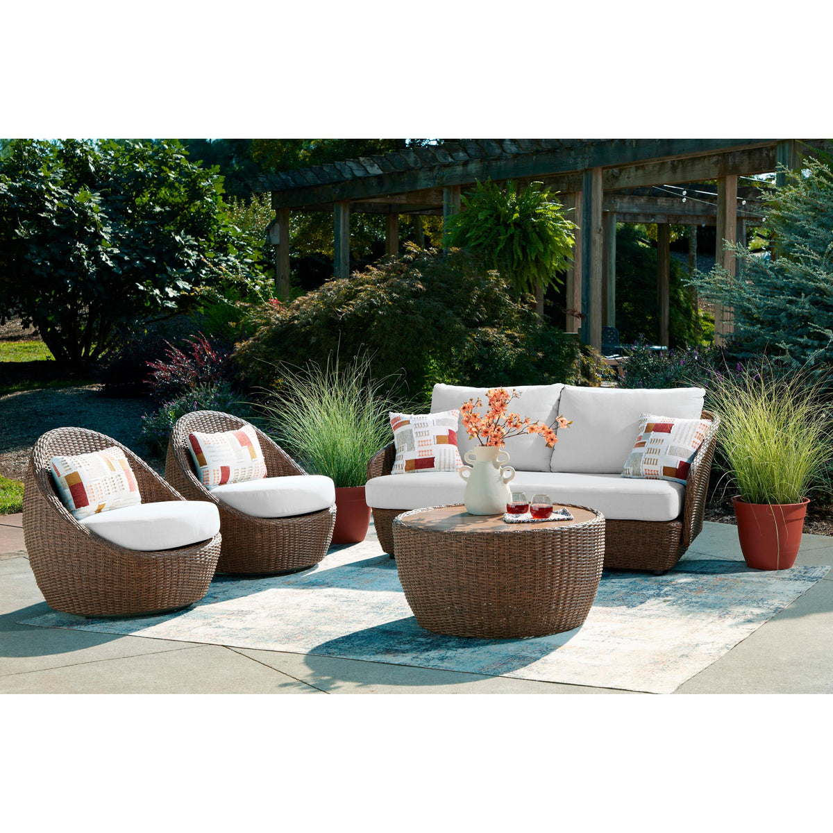 Signature Design by Ashley Double Point PCP503-708 Round Cocktail Table IMAGE 6