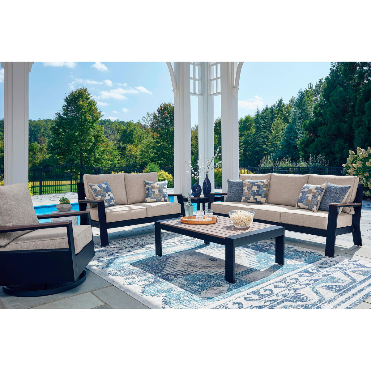 Signature Design by Ashley East Beach PCP587-838 Sofa with Cushion IMAGE 5