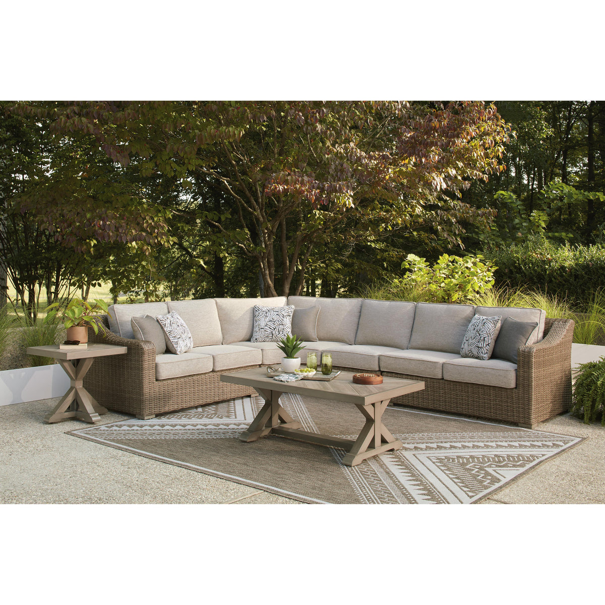 Signature Design by Ashley Laguna Heights PCP790-702 Square End Table IMAGE 14