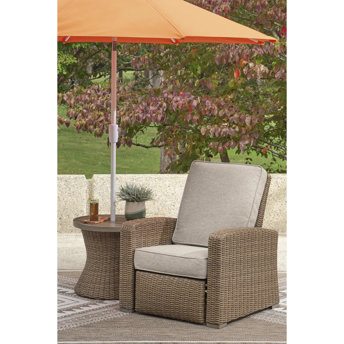 Signature Design by Ashley Laguna Heights PCP790-825 Recliner IMAGE 8