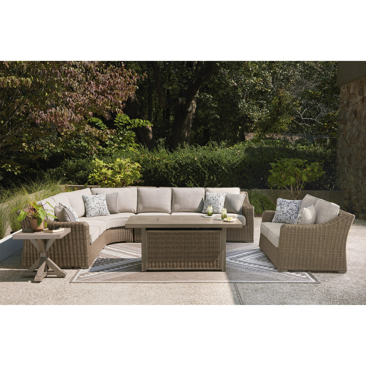 Signature Design by Ashley Laguna Heights PCP790P2 4 pc Outdoor Sectional IMAGE 12