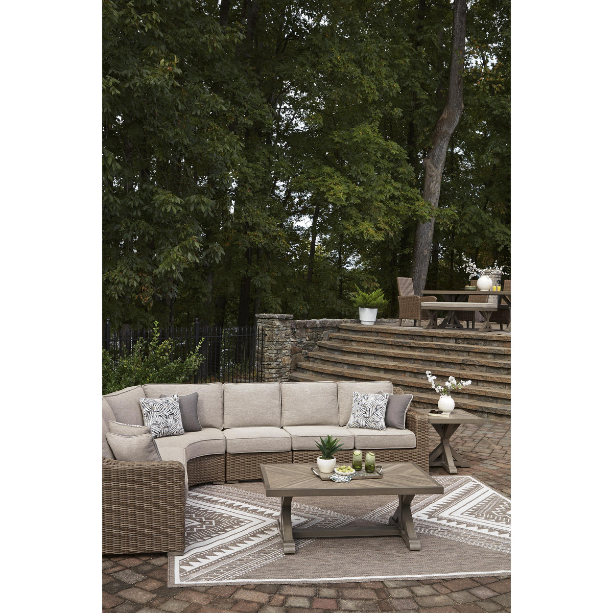 Signature Design by Ashley Laguna Heights PCP790P2 4 pc Outdoor Sectional IMAGE 4