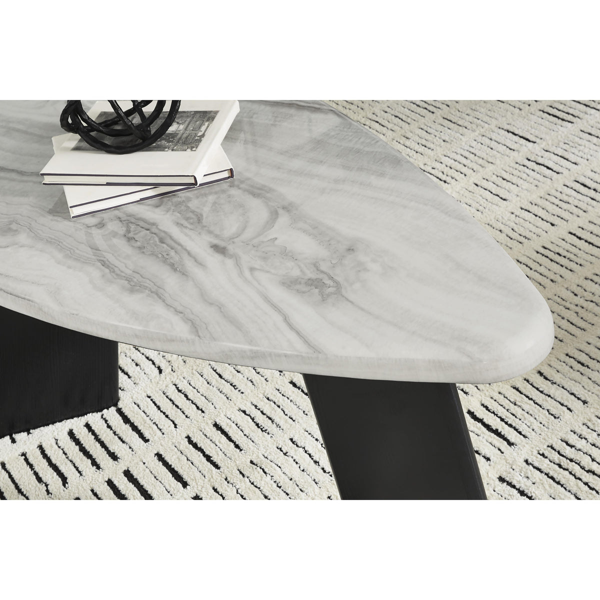 Signature Design by Ashley Lilyberg T389-13 Occasional Table Set IMAGE 4