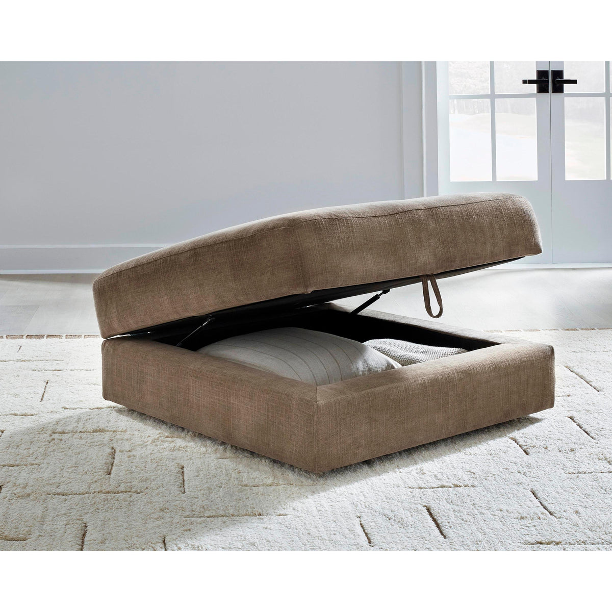Benchcraft Camellia-Court Fabric Ottoman 6820711 IMAGE 5