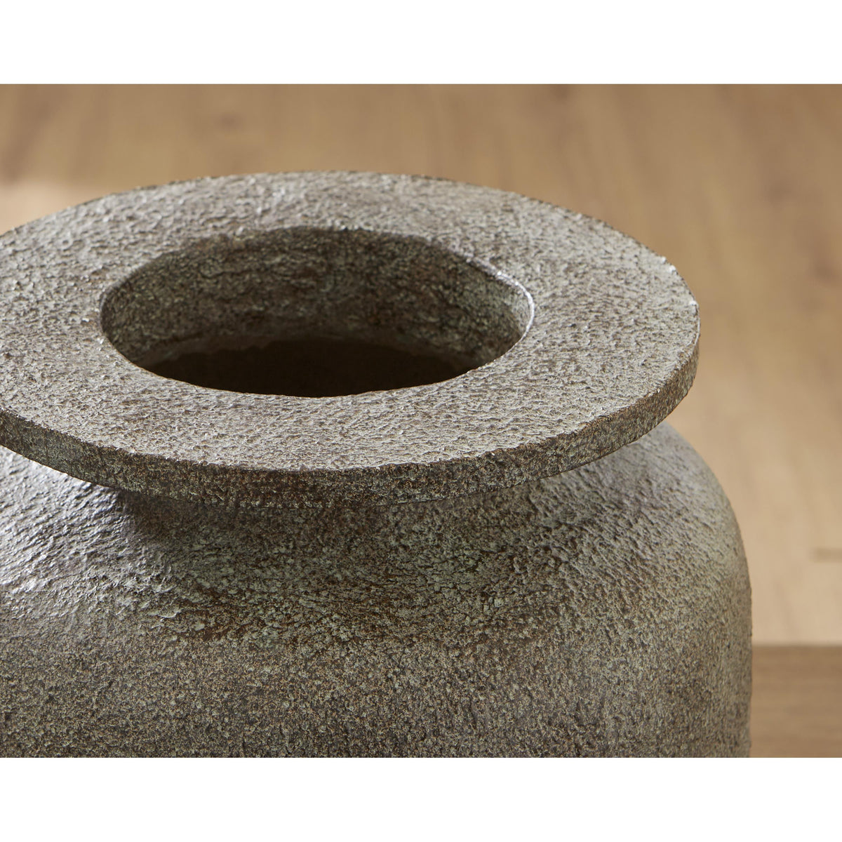 Signature Design by Ashley Home Decor Vases & Bowls A2000906 IMAGE 5