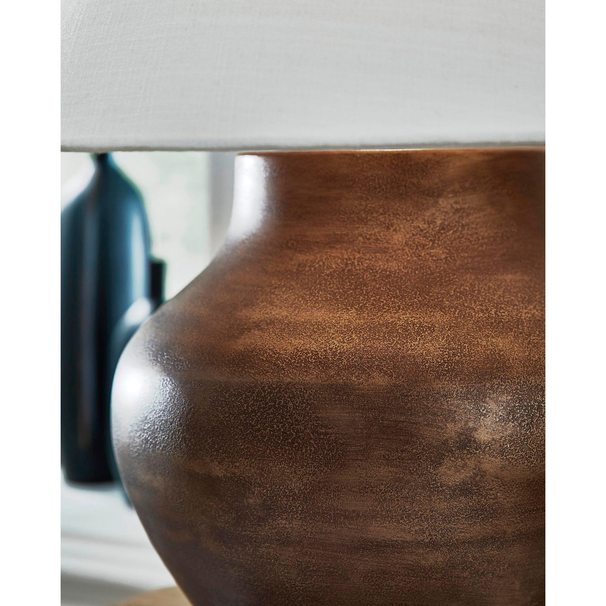 Signature Design by Ashley Whitham Table Lamp L207664 IMAGE 3