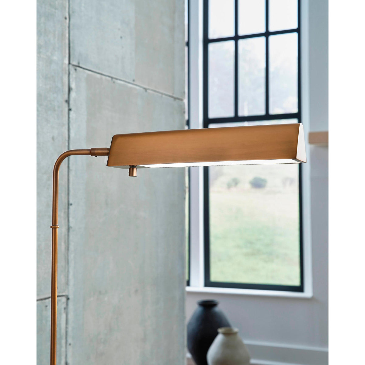 Signature Design by Ashley Yafe Floorstanding Lamp L734411 IMAGE 4