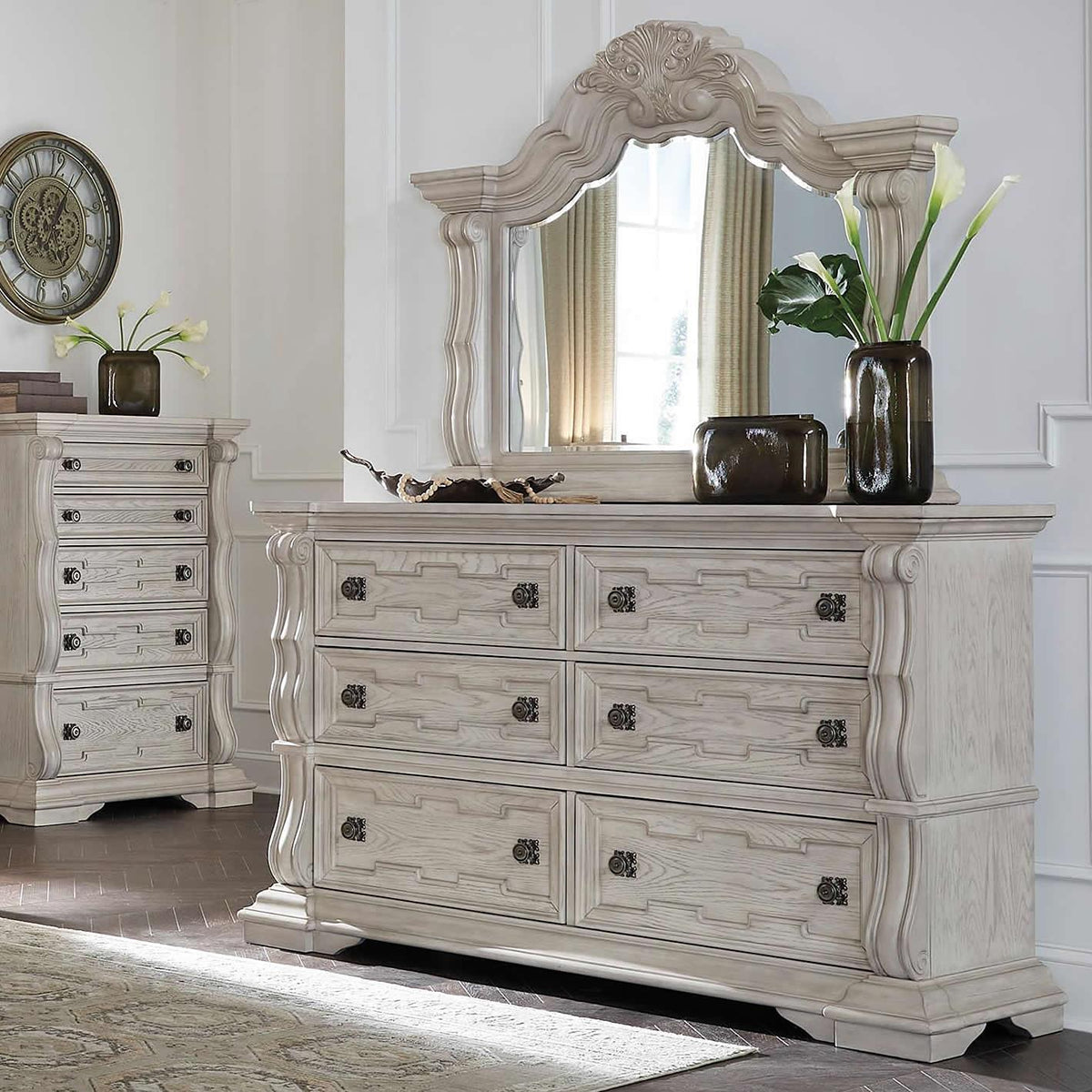 Signature Design by Ashley Bruchandi Dresser Mirror PCB948-36 IMAGE 3