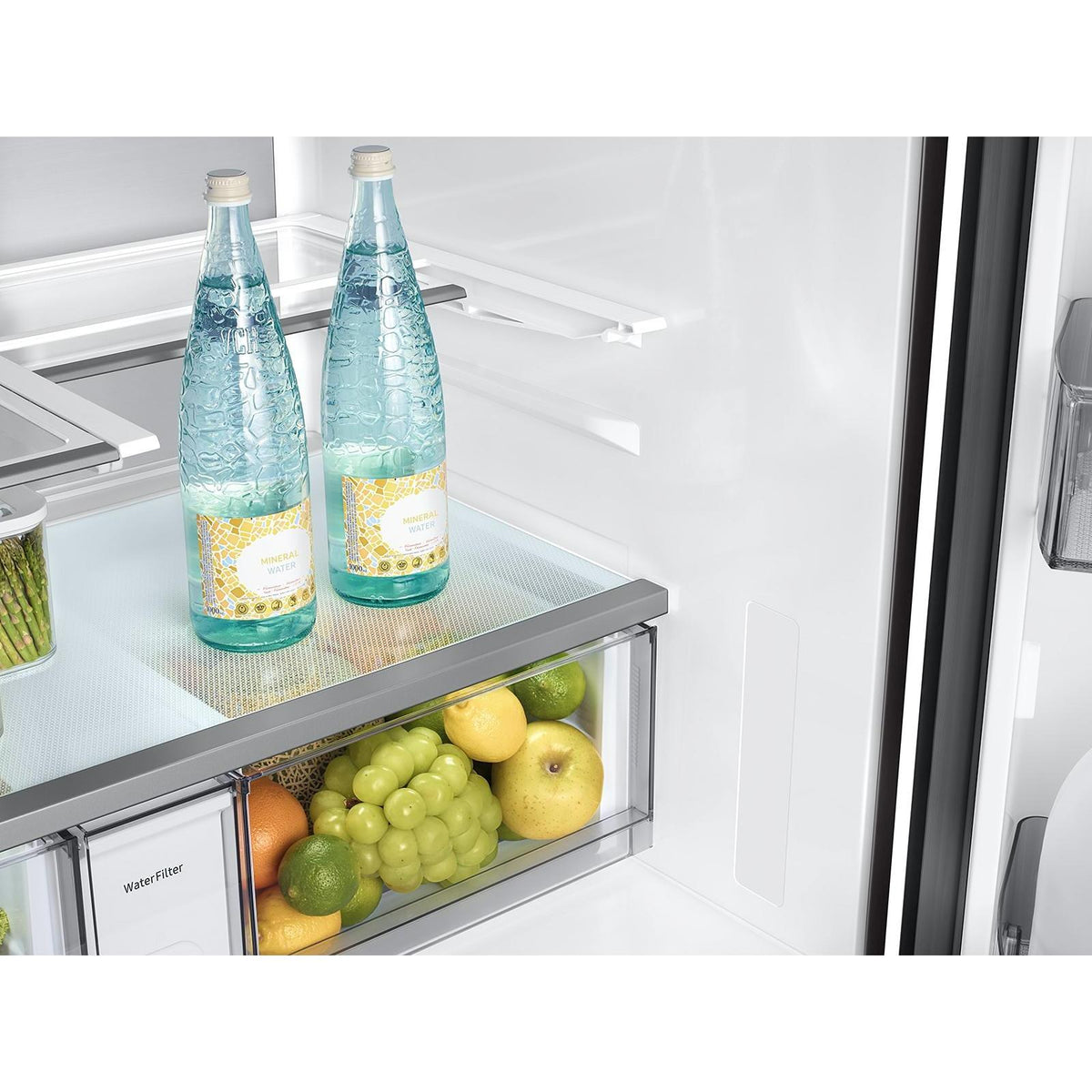 Samsung 36-inch, 23 cu. ft. French 4-Door Refrigerator with AI Family Hub™ RF90F23AECR/AA IMAGE 6