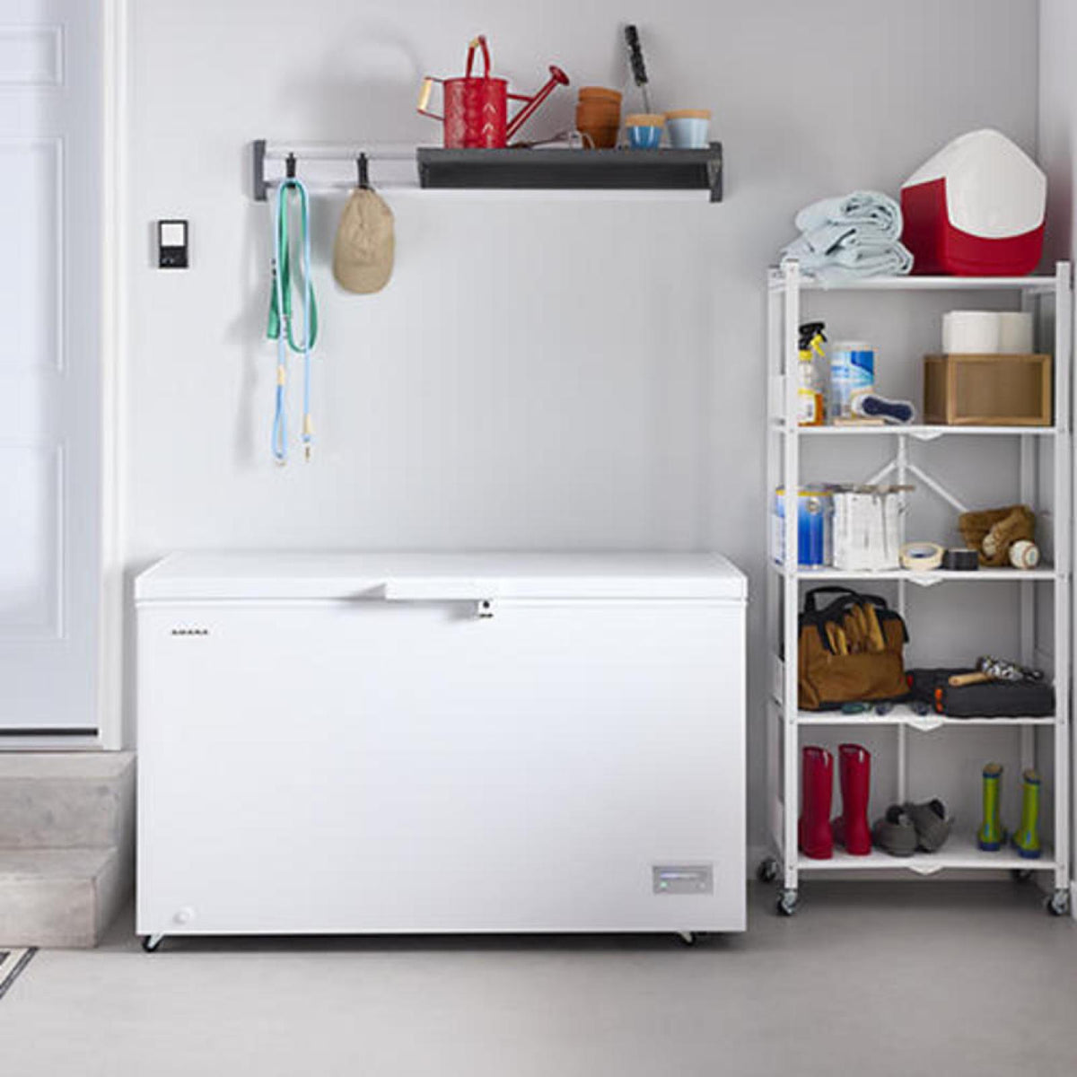 Amana 16 cu. ft. Chest Freezer AZCC2316TW IMAGE 8