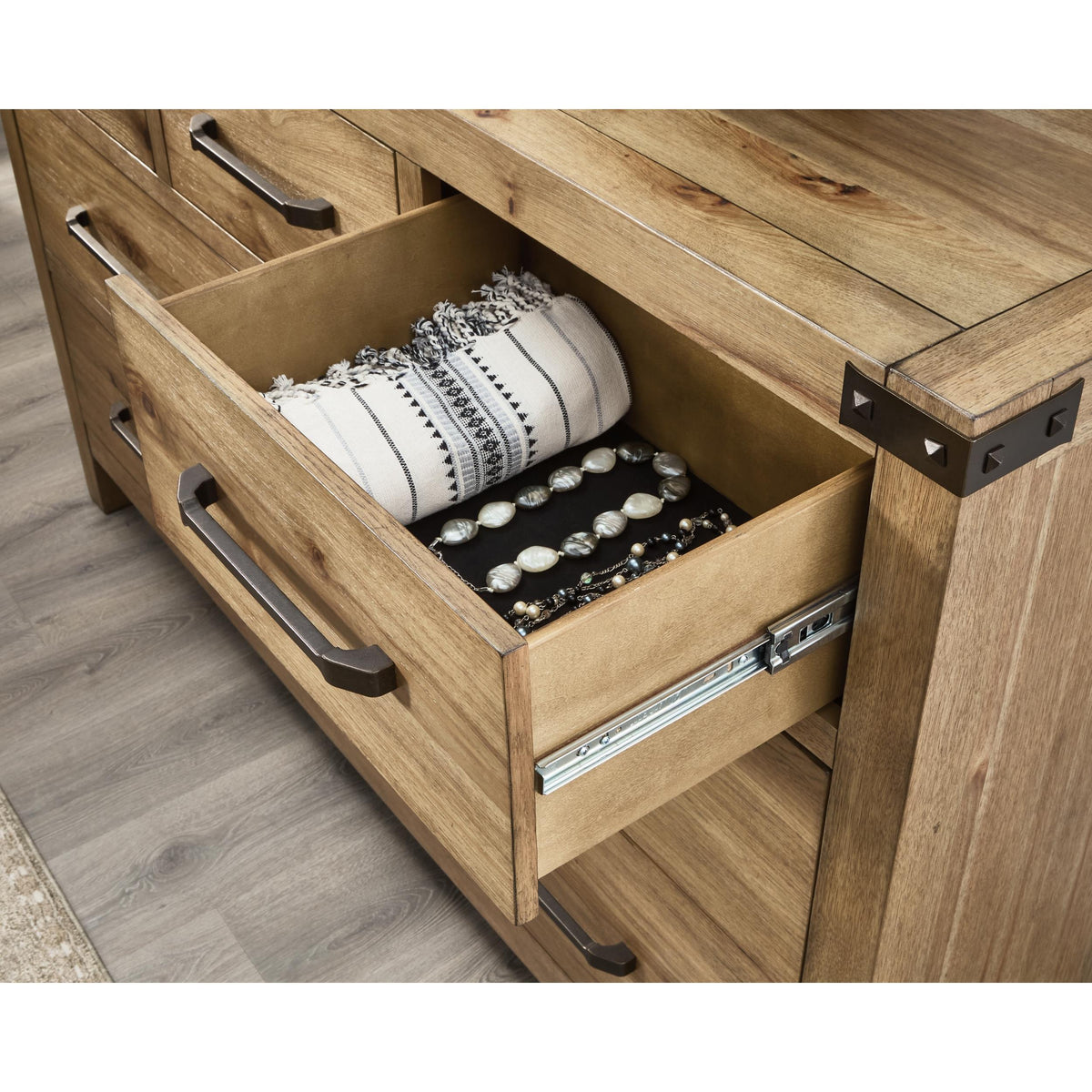 Benchcraft Ridgester B858B1 Dresser and Mirror IMAGE 5