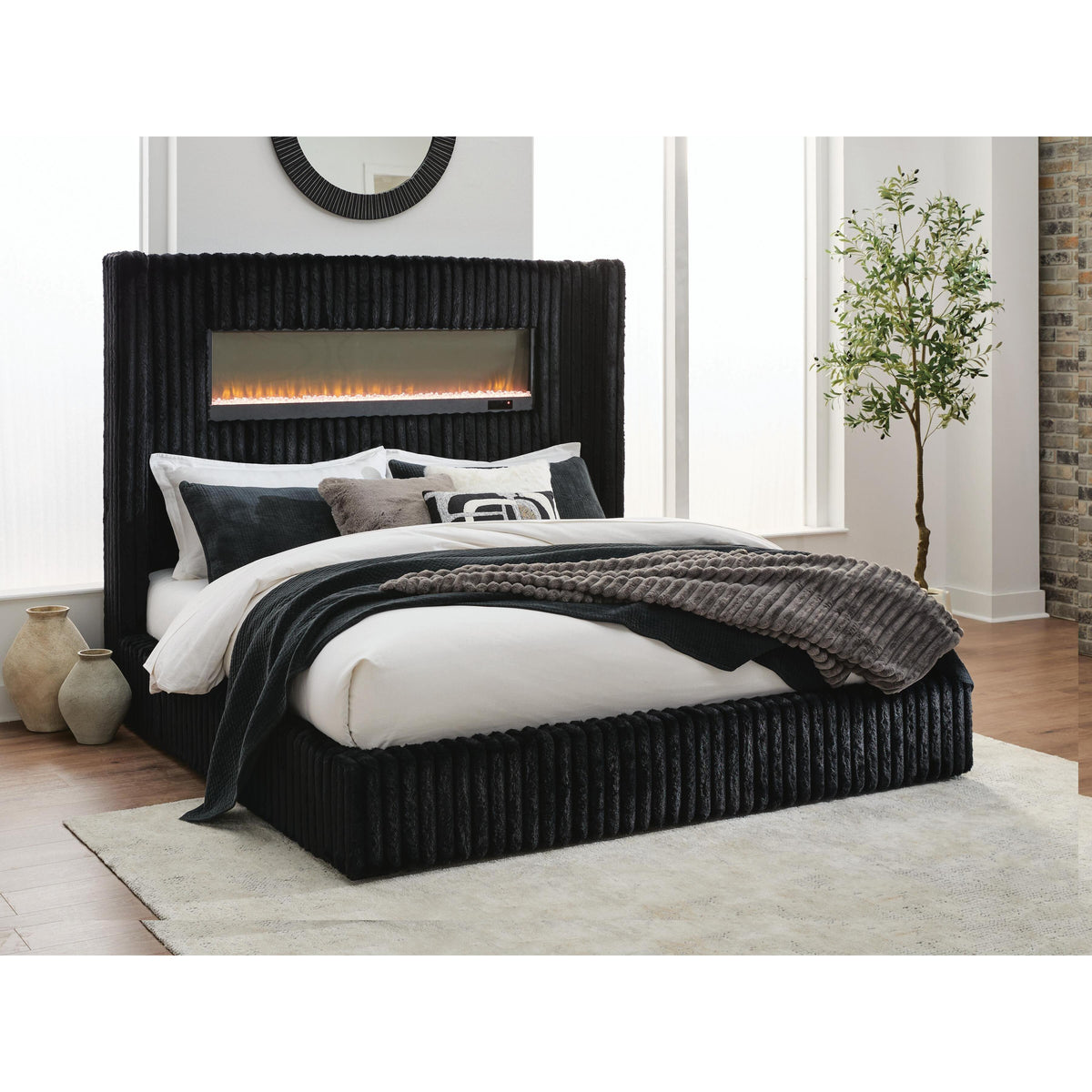 Signature Design by Ashley Tayleena PCB620B2 King Upholstered Bed IMAGE 5