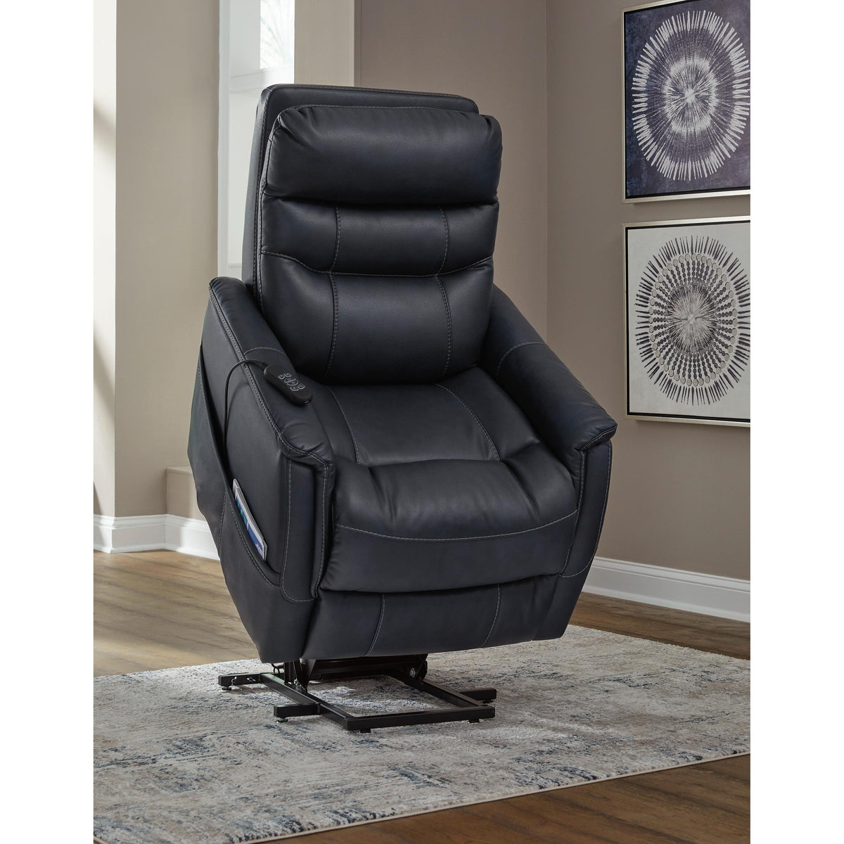 Signature Design by Ashley Strawbill 6391012 Power Lift Recliner IMAGE 10