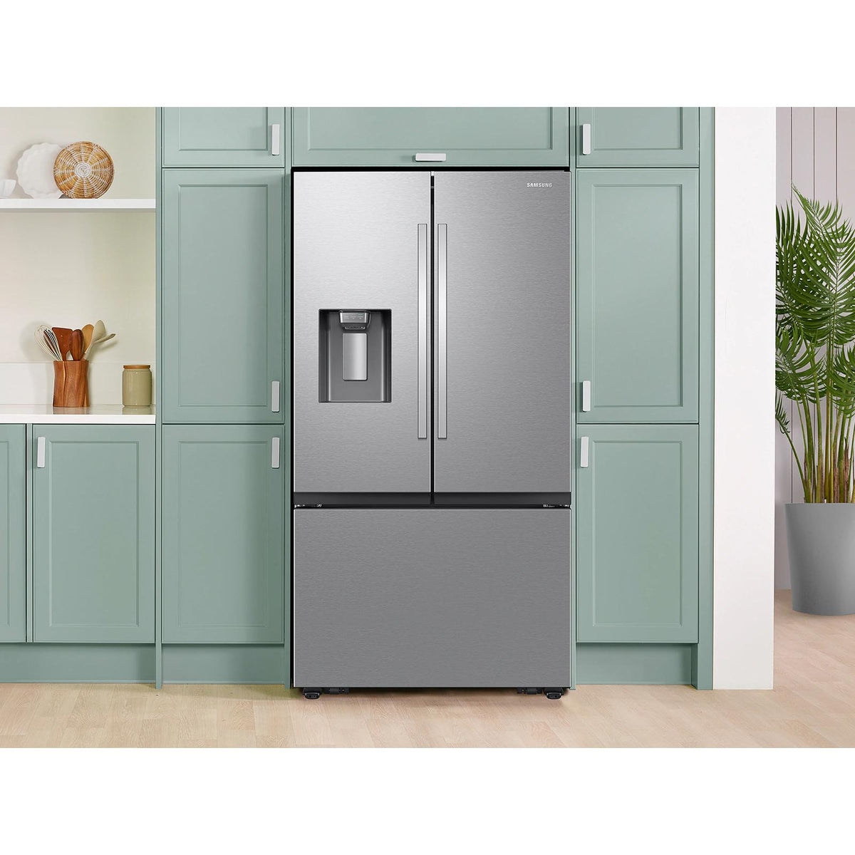 Samsung 26 cu. ft. Bespoke AI 3-Door French Door Refrigerator with Water & Ice RF27CG5B30SRAA IMAGE 6