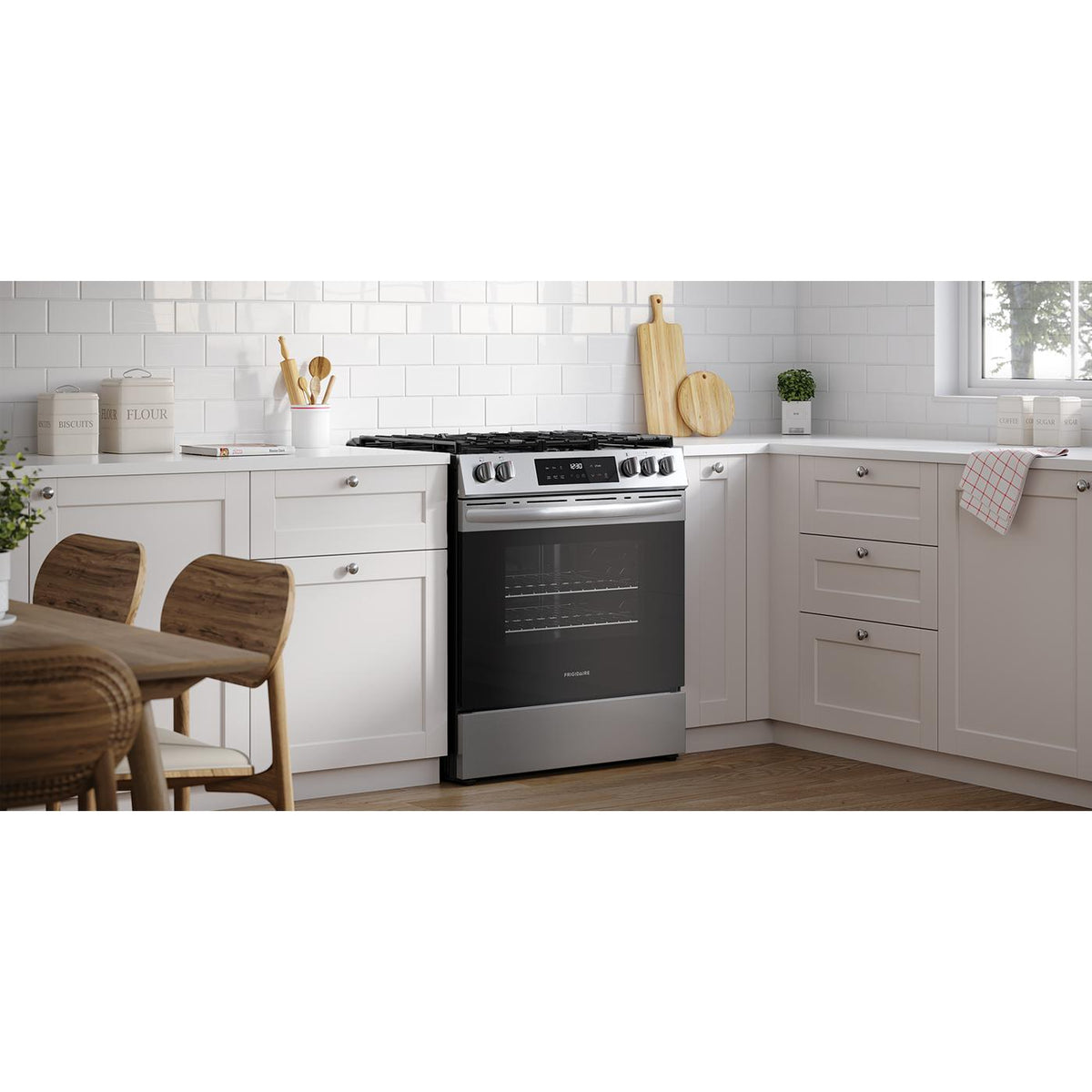 Frigidaire 30-inch Freestanding Gas Range with Air Fry FCFG3082BS IMAGE 8