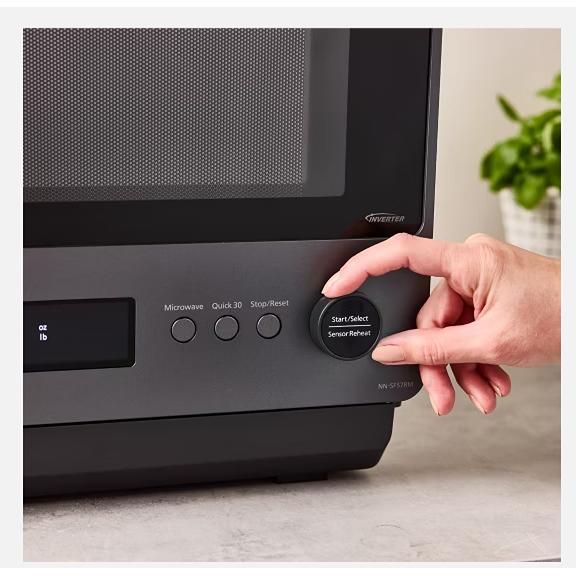 Panasonic 18.5-inch, 1 cu. ft. Countertop Microwave Oven NN-SF57RMC IMAGE 10