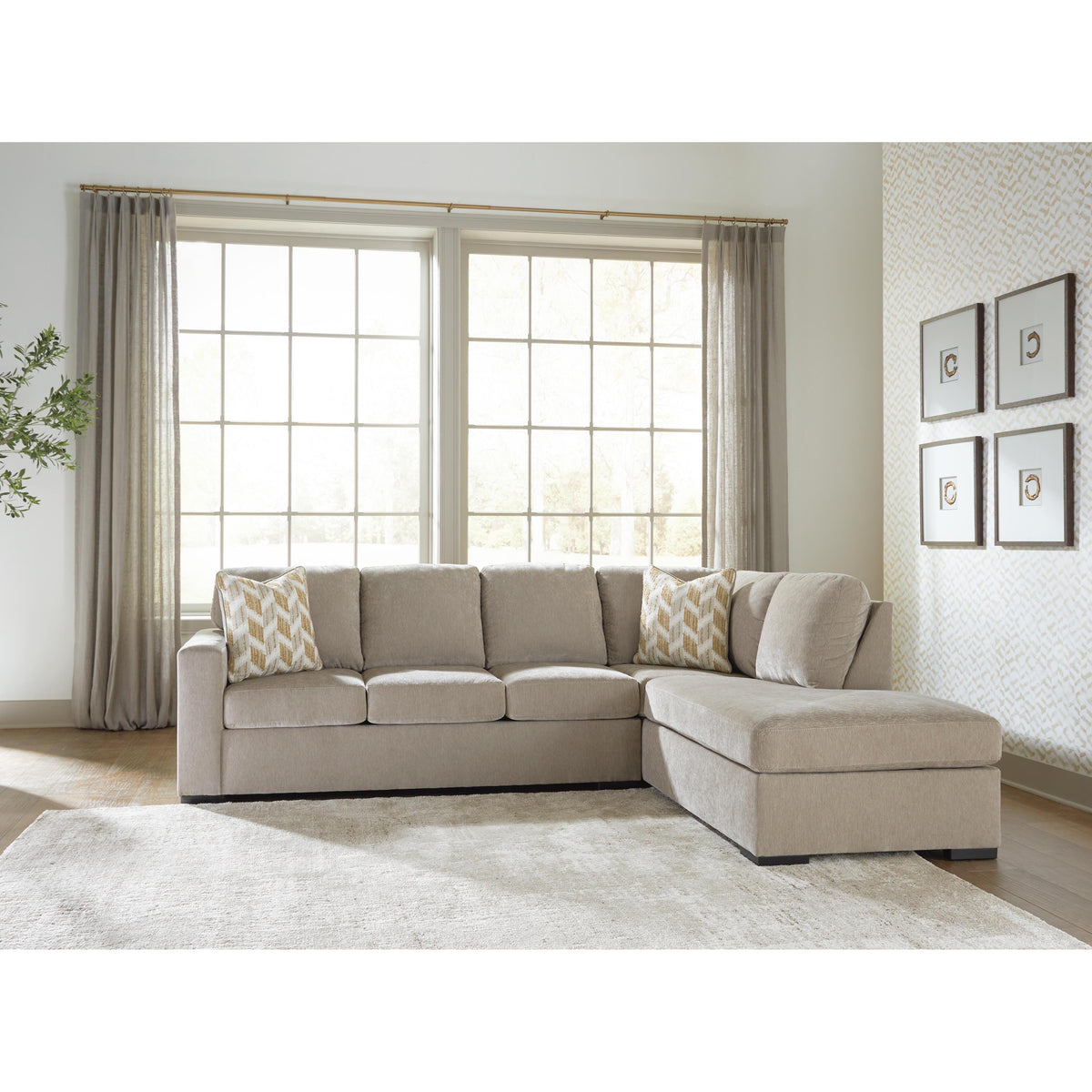 Signature Design by Ashley Bridgepoint PC69506S3 2 pc Sectional with Chaise IMAGE 3