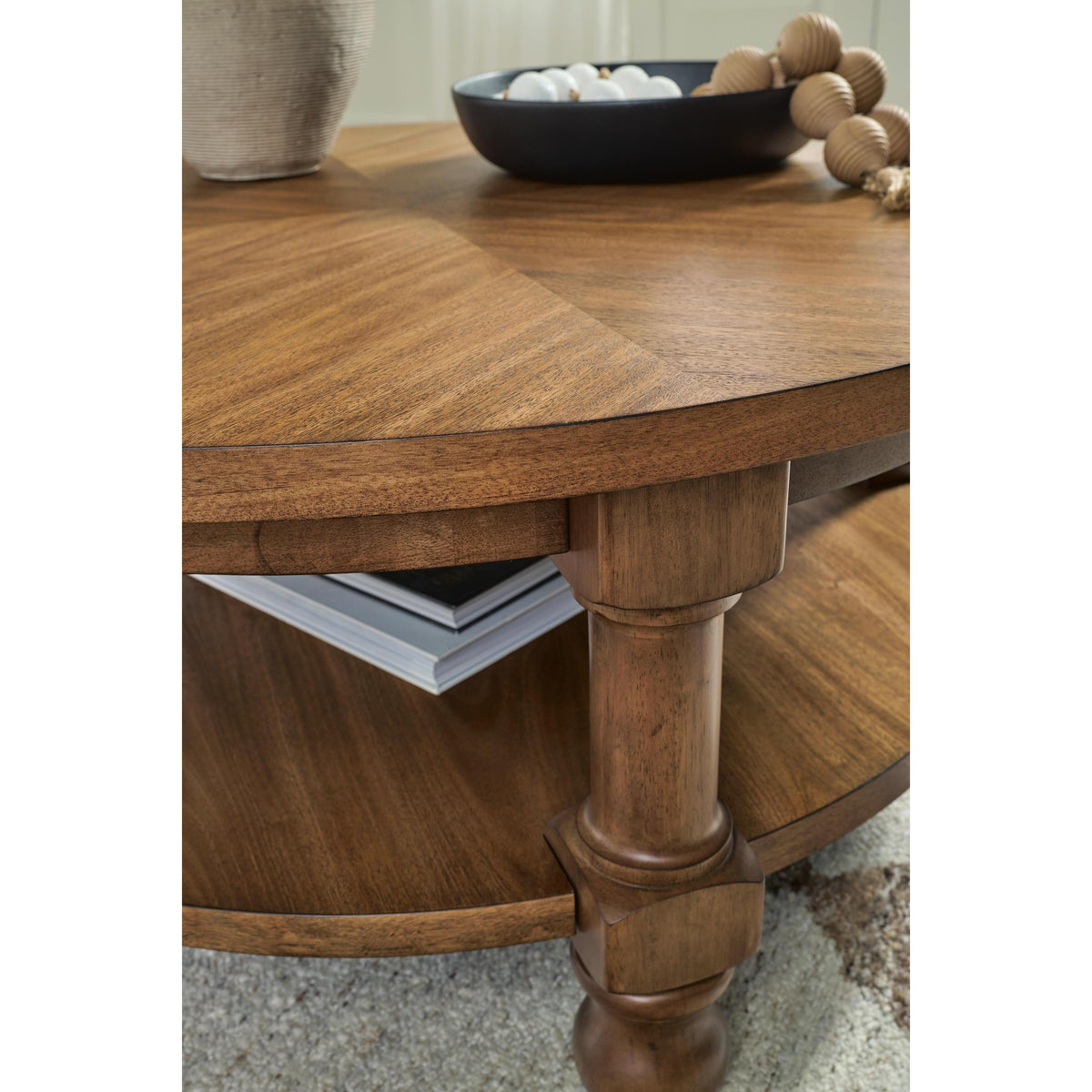 Signature Design by Ashley Chadworth T614-8 Round Cocktail Table IMAGE 5