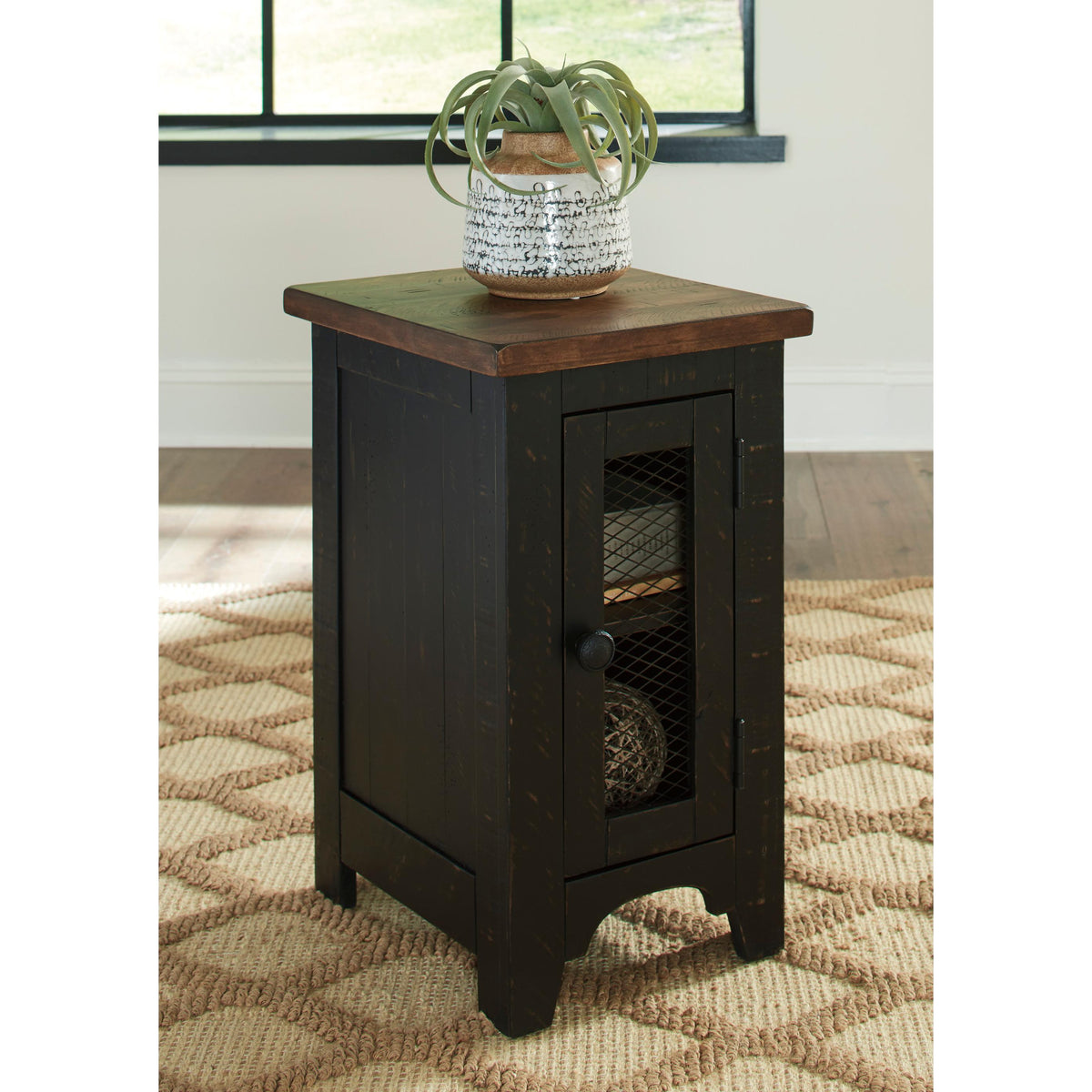 Signature Design by Ashley Valebeck Occasional Table Set T468-00/T468-7/T468-7 IMAGE 3
