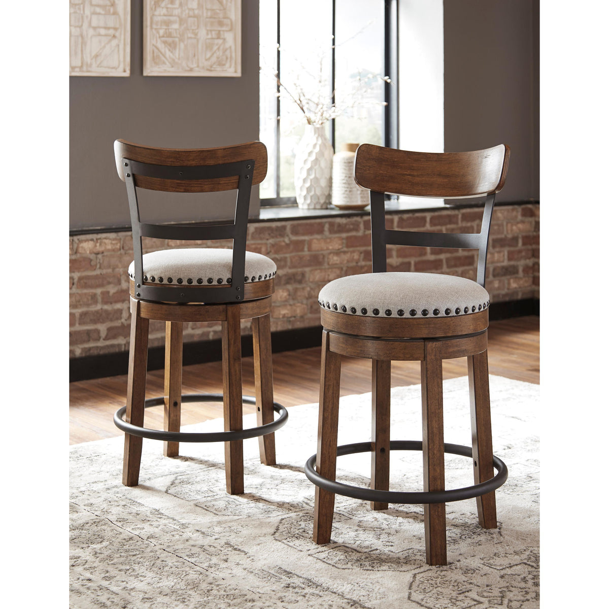  Signature Design by Ashley Valebeck D546D5 5 pc Counter Height Dining Set IMAGE 3