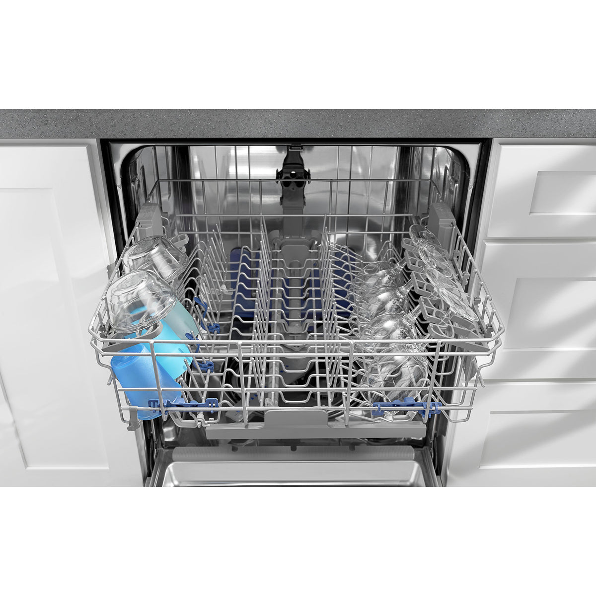  Whirlpool 24-inch Built-In Dishwasher WDF540PADB IMAGE 11