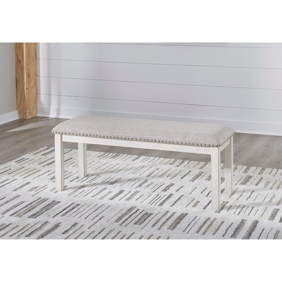 Signature Design by Ashley Robbinsdale D642D4 6 pc Dining Set IMAGE 3