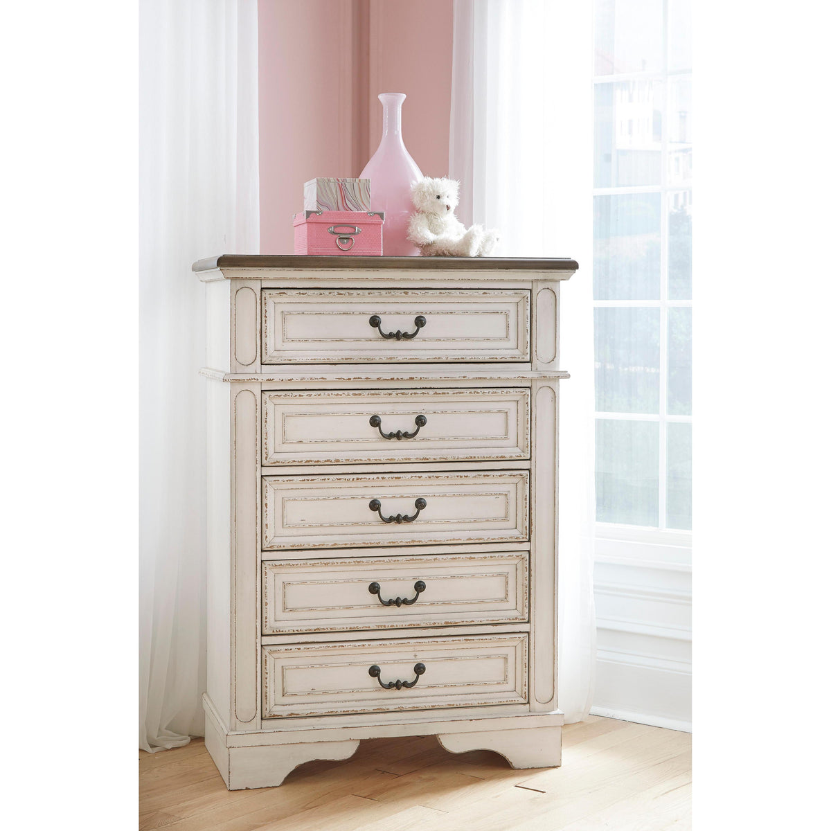 Signature Design by Ashley Realyn B743B47 7 pc Queen Panel Bedroom Set IMAGE 6
