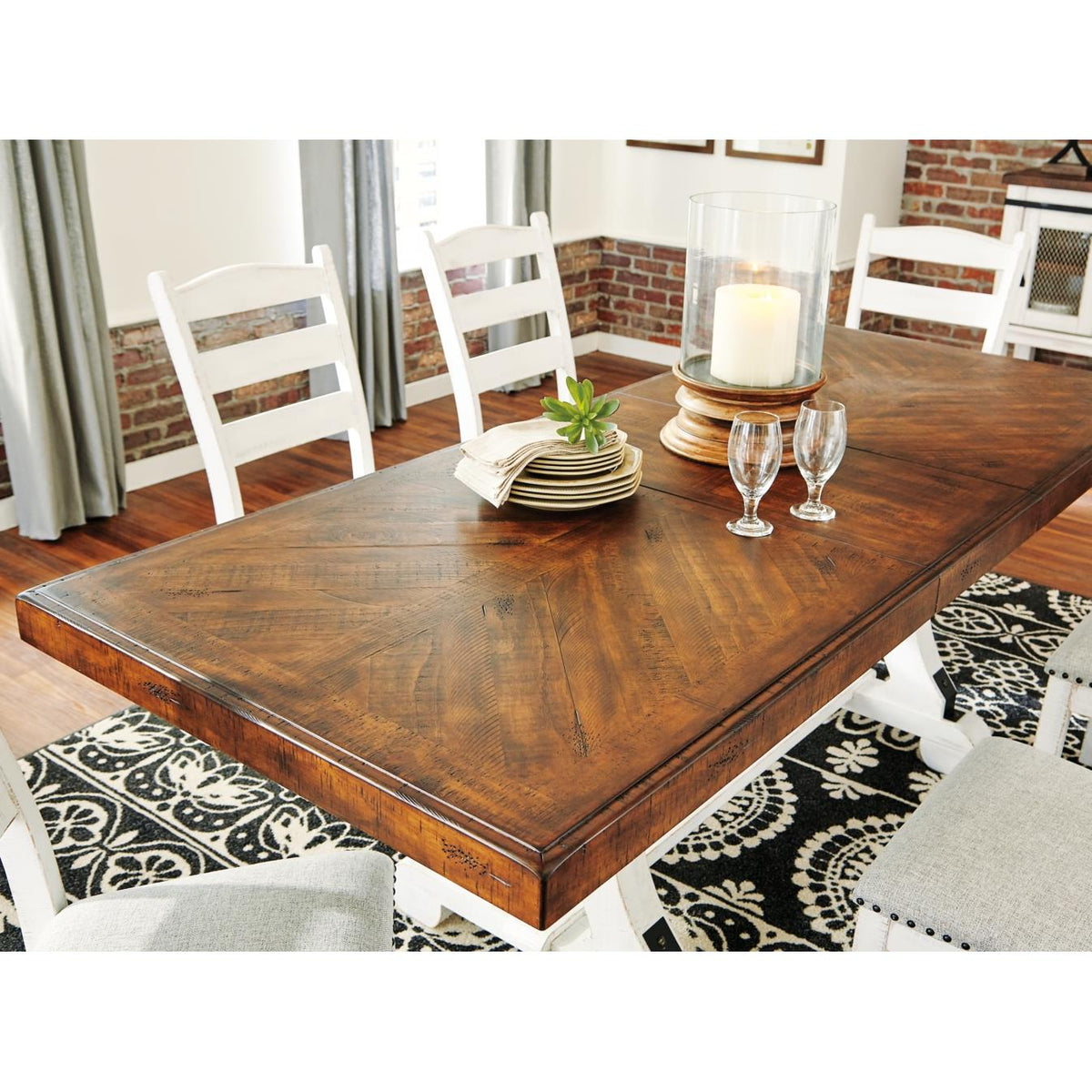 Signature Design by Ashley Valebeck D546D7 9 pc Dining Set IMAGE 7