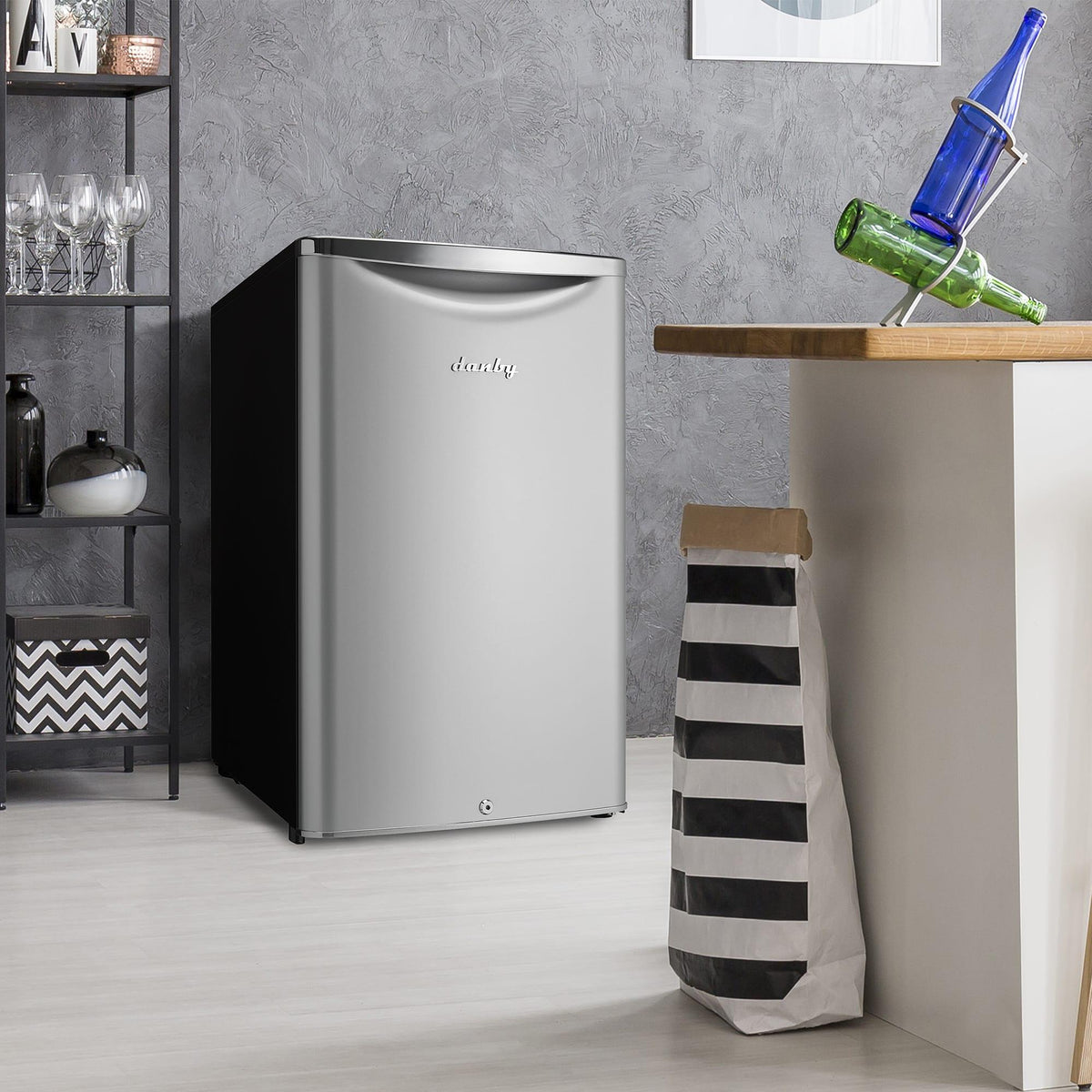 Danby 21-inch, 4.4 cu. ft. Compact Refrigerator DAR044A6DDB IMAGE 5