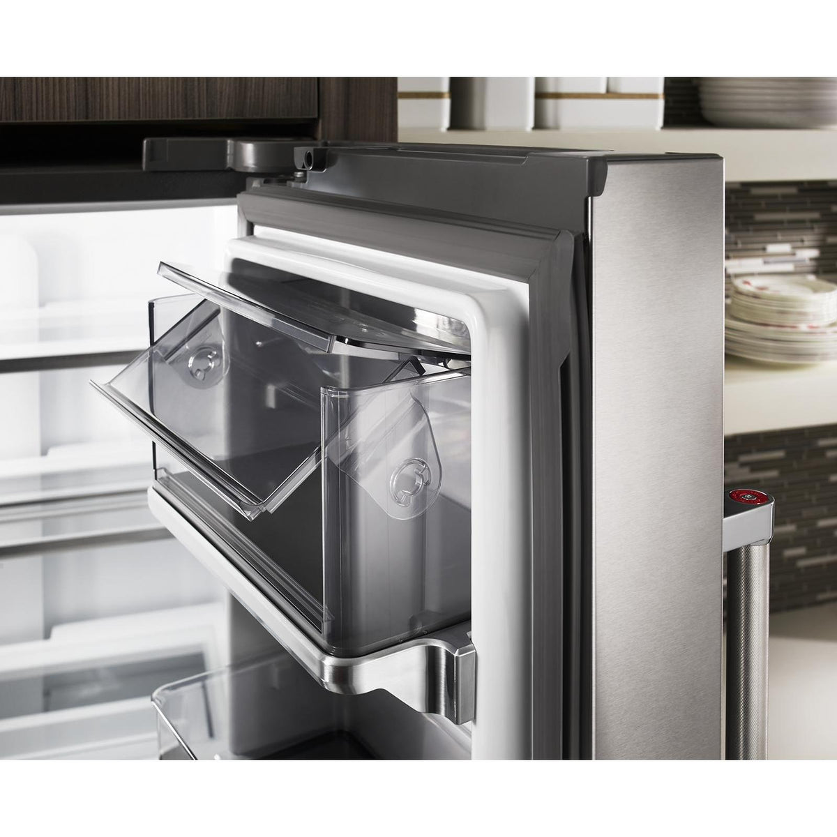  KitchenAid 36-inch, 23.8 cu. ft. Counter-Depth French 3-Door Refrigerator with Ice and Water KRFC704FBS IMAGE 7